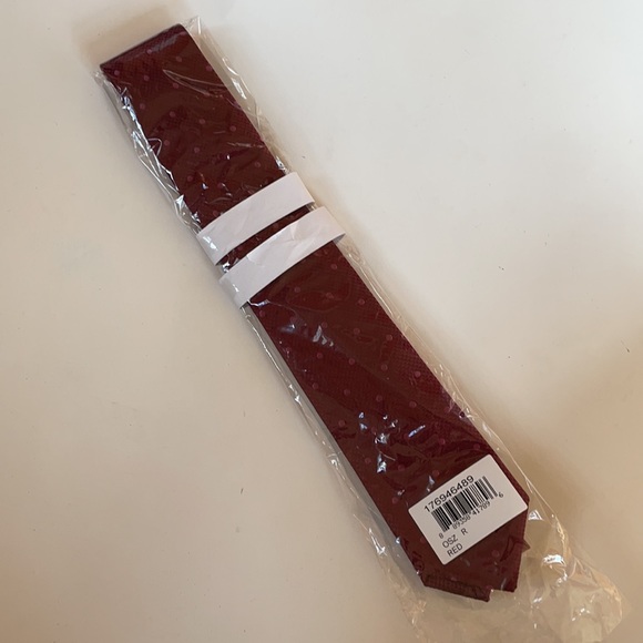 Saks Fifth Avenue Tie - Picture 3 of 3